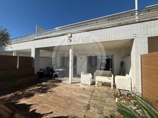 Casa  Carrer punta prima. Casa zona puerto