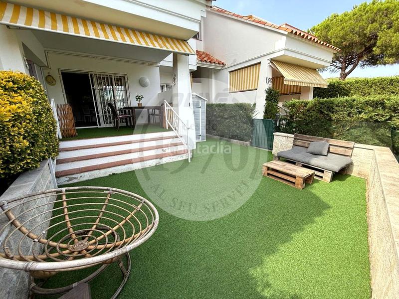 Foto 35c6656c-3d67-4403-8fec-e69ffd001266. Erdgeschoss mit pool in Fenals Platja d´Aro