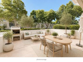Casa  Avinguda de verona terol. Casa adosada amueblada con terraza privada y piscina  port daro,