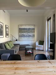 Location Appartement  Plaça sagrada família. Piso de 3 dormitorios (2 dobles) -(1 individual)en plaza sagrada