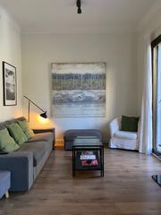 Location Appartement  Plaça sagrada família. Piso de 3 dormitorios (2 dobles) -(1 individual)en plaza sagrada