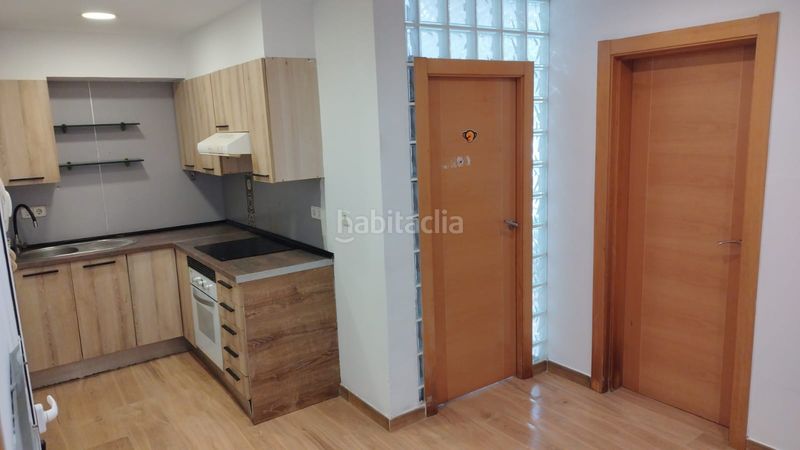 Foto f00fd8d6-0827-424e-aff8-1d837da79c8e. Pis amb calefacció a Bonavista Badalona