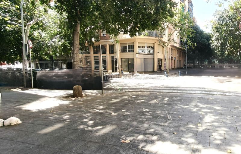 Foto 160ec84f-12df-4277-88a4-d5702d3fe1ff. Aparcament cotxe a El Camp de l´Arpa del Clot Barcelona