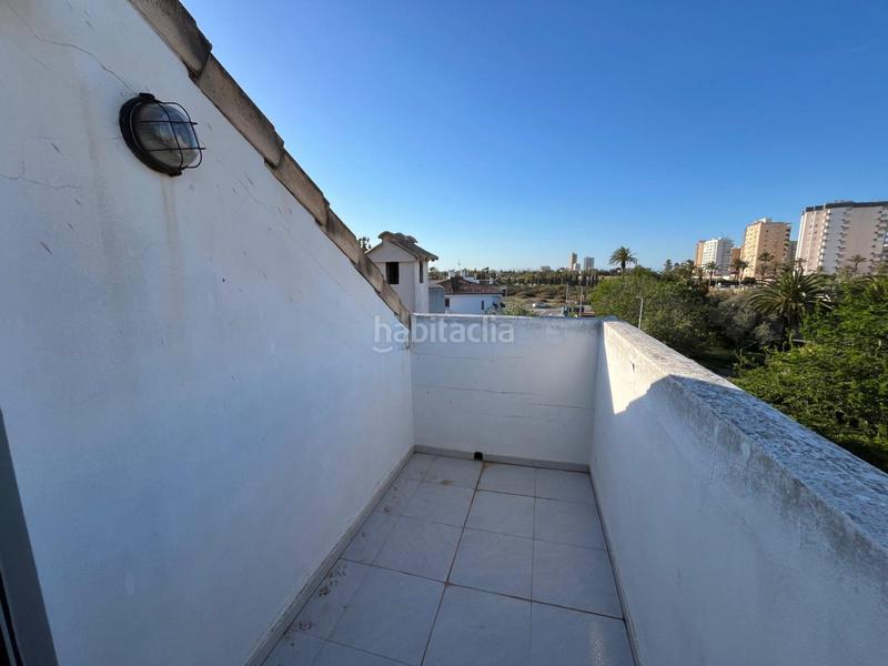 Foto 4f1a3c7a-2b75-4f3e-bd65-b29a20a75f0d. Maison jumelée avec parking dans Mareny Blau Sueca