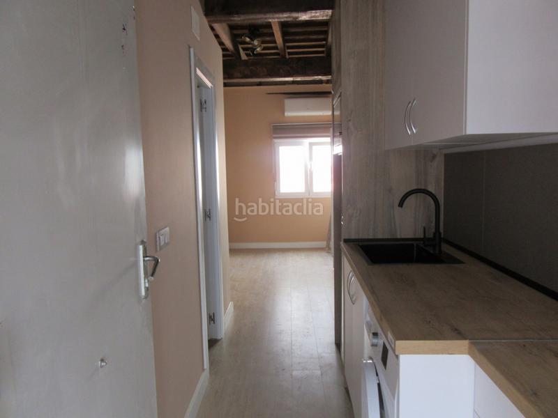 Foto 36b87de8-6b8f-420a-a58a-78acc9441b5a. Alquiler piso estudio en alquiler en el centro en Valencia