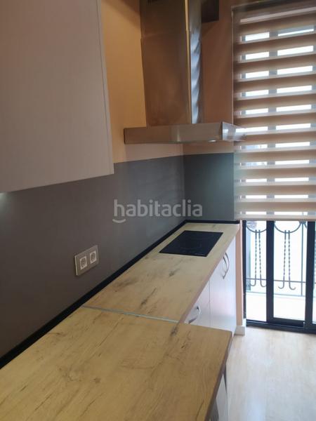 Foto cb6d2654-581c-400d-a81e-ee5f6a2a63cd. Alquiler piso estudio en alquiler en el centro en Valencia