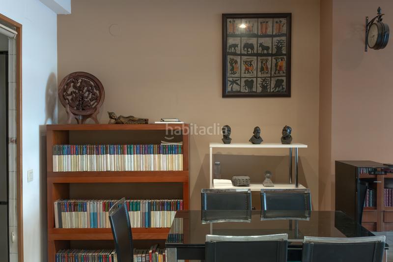 Foto 0a423d76-fe7e-4567-ab9a-bd303bc51383. Piso  en venta en ausias march con terraza en Valencia