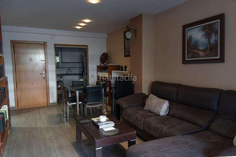 Foto 17f6d7dc-c519-4803-b0e5-13e7c33c174e. Piso  en venta en ausias march con terraza en Valencia