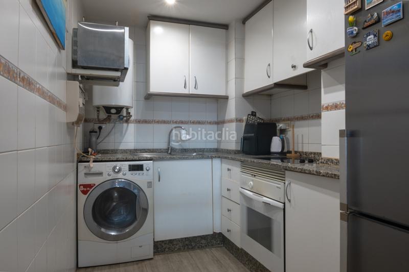 Foto 46d49948-0736-46e8-9208-41c0ec4c9368. Piso  en venta en ausias march con terraza en Valencia