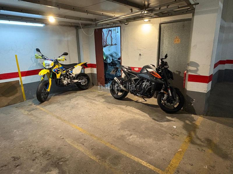 Foto 234250c1-ce20-4650-8cb1-0d6da5cadae3. Autoparkplatz in La Bega Baixa - Plaza Xúquer Valencia