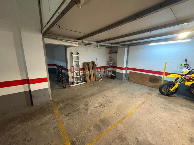 Foto 37084013-824c-44a4-8144-b00a39eff854. Autoparkplatz in La Bega Baixa - Plaza Xúquer Valencia