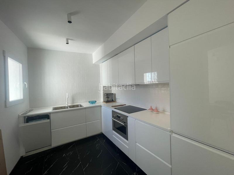 Foto d7c3d9ff-0774-43e4-9474-4bbf6638c49c. Location attique dans El Grau Valencia