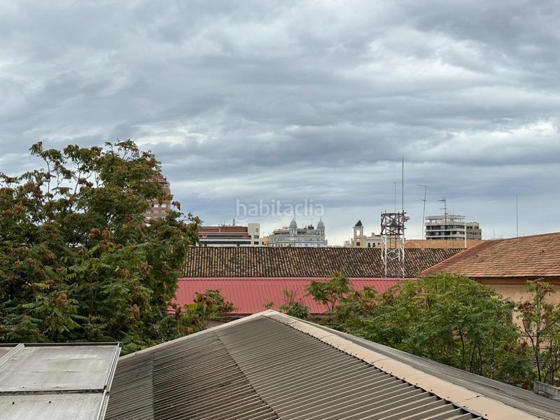 Foto 0d1db45d-3e35-4ee8-af54-2207f2a0bf16. Piso vivienda en venta calle finlandia a reformar en Valencia