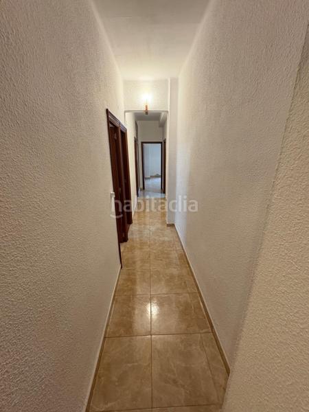 Foto c0282c68-1b74-4735-81aa-06fa293f54c1. Piso vivienda en venta calle finlandia a reformar en Valencia