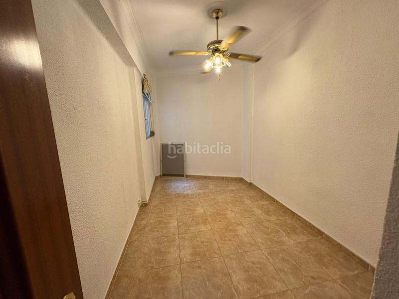 Foto c30bcca4-2077-4686-af1d-dbab6873512b. Piso vivienda en venta calle finlandia a reformar en Valencia
