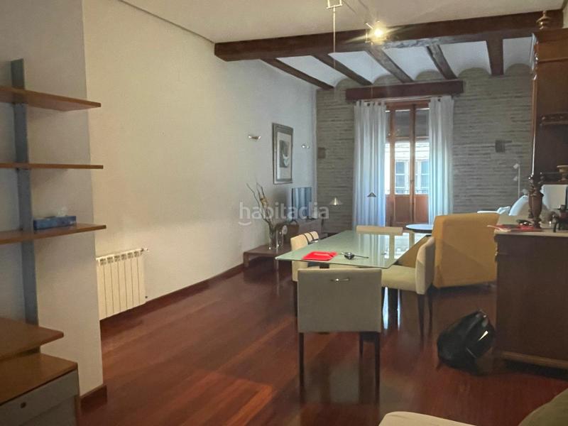 Foto 93546b7e-ccbe-44db-918c-2d6f0b3fb6dd. Rent flat with heating parking in El Mercat Valencia