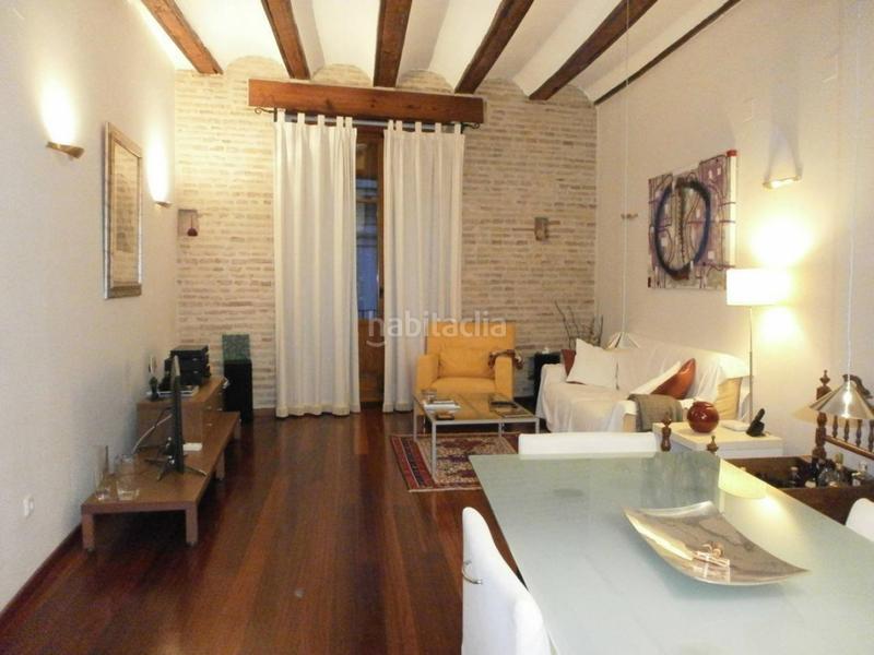Foto a33646b5-1ecb-4b1e-9030-553acf747f54. Rent flat with heating parking in El Mercat Valencia