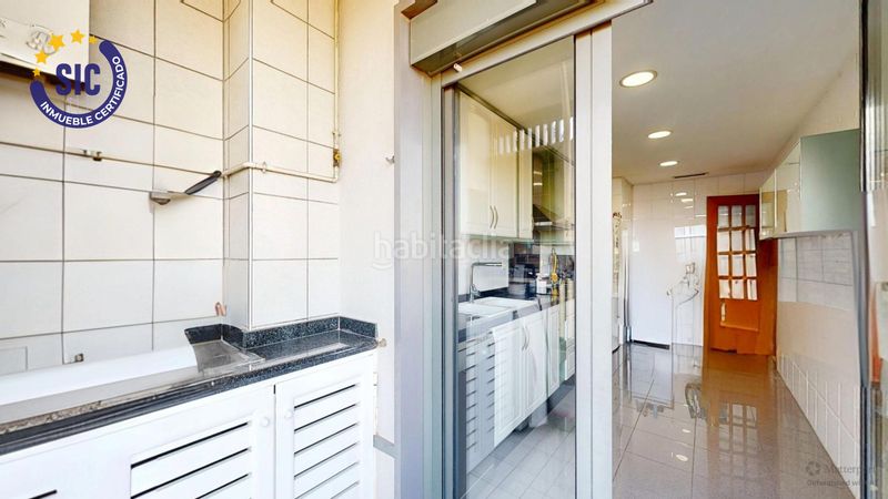 Foto 087a1e66-19b4-4e93-8387-727d6c1a7fe2. Pis amb calefacció aparcament piscina a Sant Pau Valencia