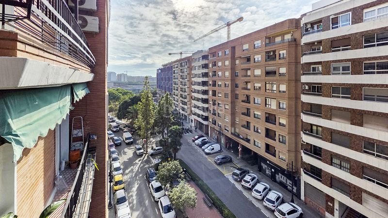 Foto a6121285-6558-47b8-afa6-40982c5c0da2. Pis a Arrancapins Valencia