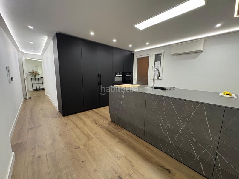 Foto a8b45cb2-c73c-466f-9285-e64c8d684de9. Pis amb calefacció aparcament a El Pilar Valencia