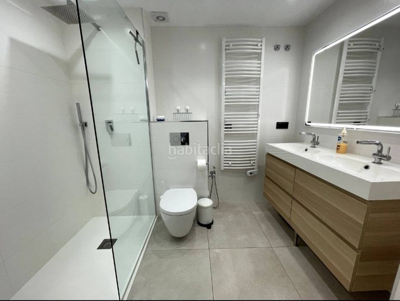 Foto dcb2fbea-a1df-49b7-94c7-ae374354b0ca. Pis amb calefacció aparcament a El Pilar Valencia