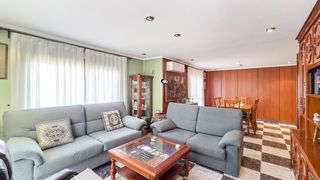 Etagenwohnung  Valencia - cl orihuela. Amplitud y luz a un paso del jardín del turia tu nuevo hogar en