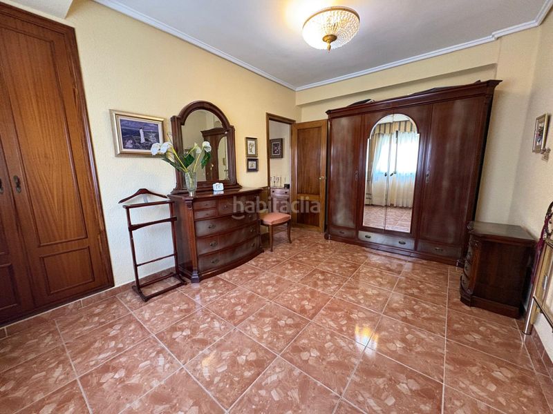 Foto 0f22a88d-87bf-4026-a62f-63f8125c30a3. Pis a Mont Olivet Valencia