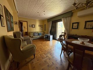 Pis  Cl obispo jaime perez. Piso a la venta en quatre carreres