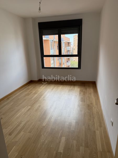 Foto 0d854491-aa9e-4296-93b9-d7f842433407. Piso luz, espacio y vistas despejadas en el corazón de quatre carreres en Torrent