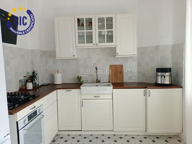 Foto 7deed7b8-1ac1-449c-9c55-b653a3862c6d. Pis a L´Amistat Valencia