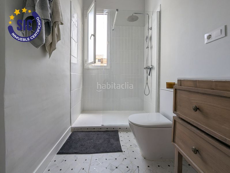 Foto 9e451fa4-c8db-4044-9a63-bff07576d9d5. Pis a L´Amistat Valencia