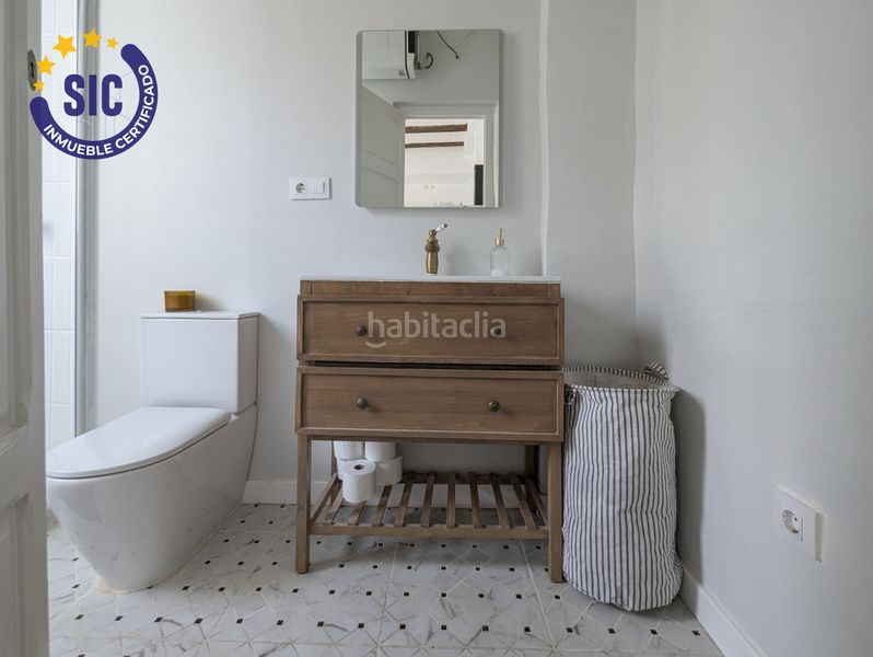 Foto bf5c8721-a31b-46d0-aba6-77a4bf2f6d19. Pis a L´Amistat Valencia