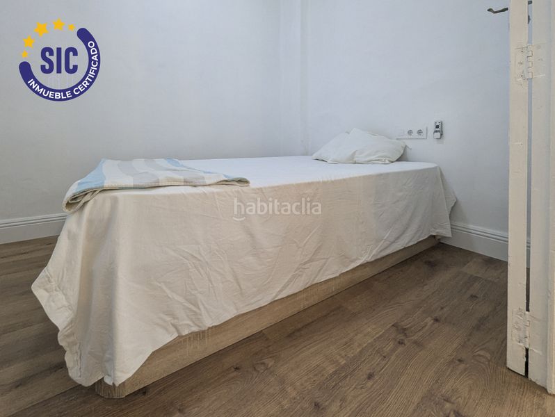 Foto c8722eac-eb9a-468d-8baf-8af0bcb7f98b. Pis a L´Amistat Valencia
