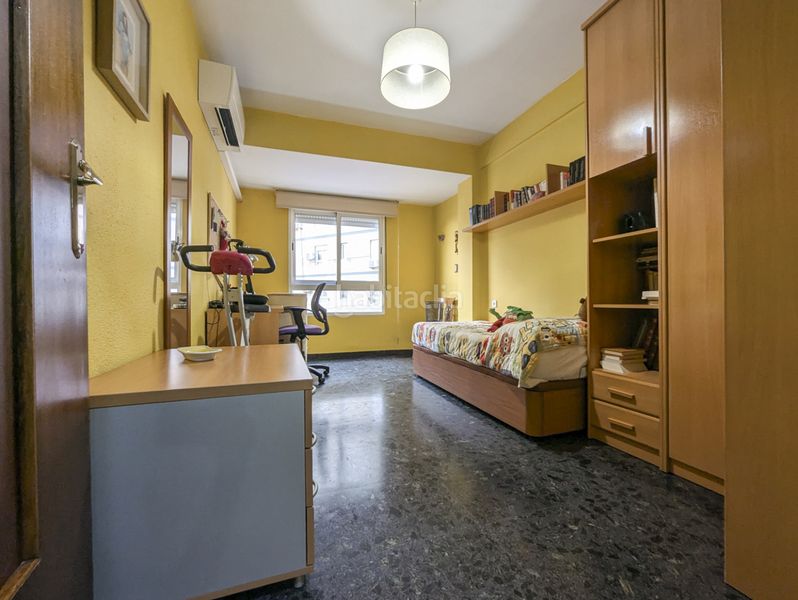 Foto c528b553-bd41-41c3-8522-e0d939072875. Pis a Arrancapins Valencia