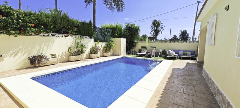 Foto e7f68d63-be44-41a5-b513-8959742bacc8. Xalet amb calefacció aparcament piscina a Les Bovetes - La Felicidad Dénia