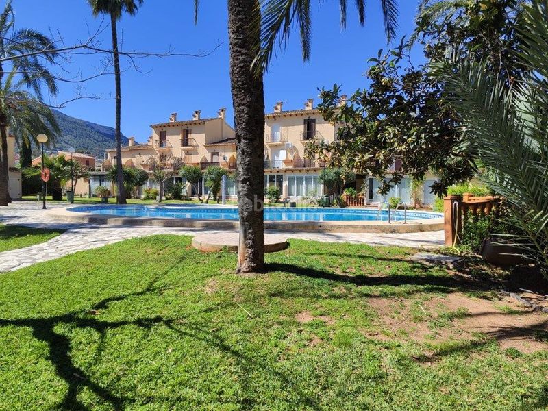 Foto f4a86a75-e23b-4bb0-ad0e-ba9fa5c99748. Semi detached house with heating pool in El Montgó Dénia