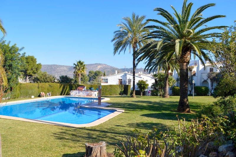 Foto 3b9b5bf7-472b-45fc-9c00-84e99c0e843b. Apartament amb calefacció aparcament piscina a La Sella Pedreguer