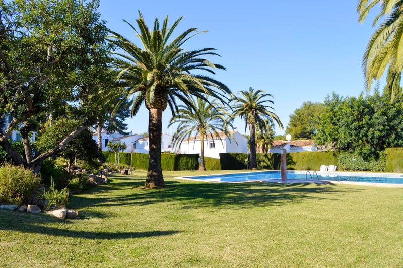Foto a7a32d27-87a1-4da4-8927-de1d35188445. Apartament amb calefacció aparcament piscina a La Sella Pedreguer