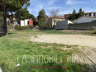 Terreny residencial  Carrer del call fondo. Terreno llano