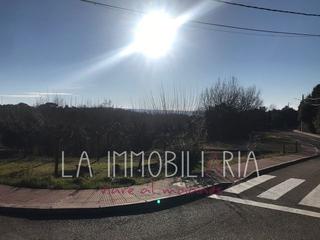 Terreno residenziale in Carrer del castell de la popa 14. Terreno de 900 m2 con buenas vistas