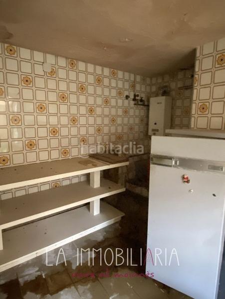 Foto 3533adf9-9349-4086-a39a-c0e12162d9a4. Casa en carrer del quadró 26 edificio muy céntrico para reformar en Castellterçol