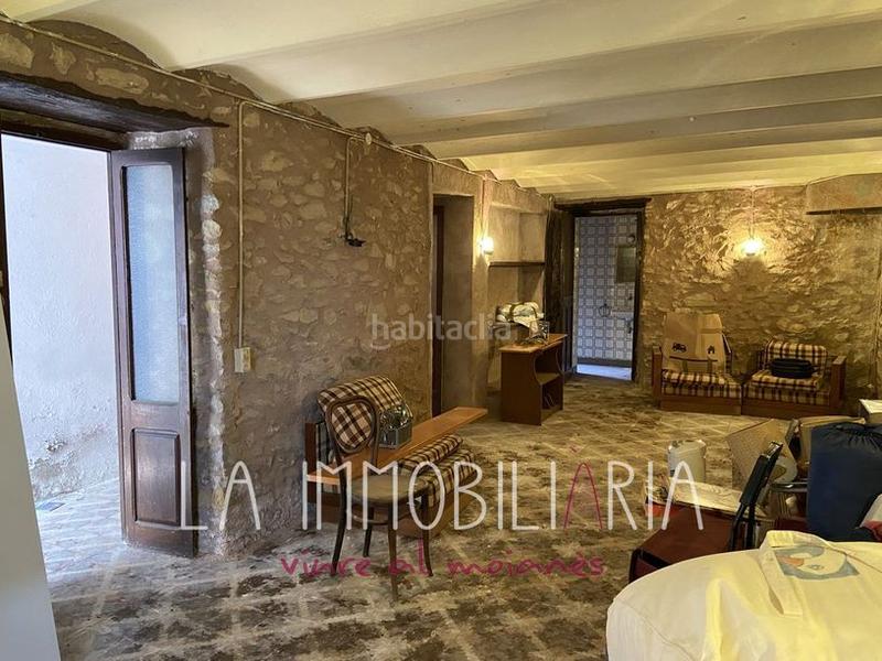 Foto 494ec099-2925-4943-bf53-9f503e2d8892. Casa en carrer del quadró 26 edificio muy céntrico para reformar en Castellterçol