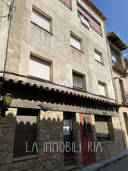 Foto 8de0c5b0-08d8-4587-9b42-8319166900ae. Casa en carrer del quadró 26 edificio muy céntrico para reformar en Castellterçol