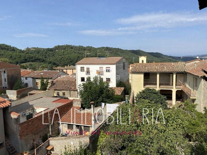 Foto 9d7ecc3f-b82a-44db-a68f-5aedc34da1c7. Casa en carrer del quadró 26 edificio muy céntrico para reformar en Castellterçol