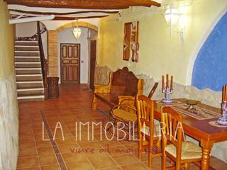 Casa adossada a Calle lacera 7. Casa de pueblo en aragon reformada en el ao 2007