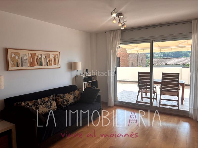 Foto 569fdbfb-6138-410a-8249-705714589e7a. Piso en carrer moià 89 excelente planta baja con gran patio privado y acceso a zona comunitaria con piscina en Castellterçol