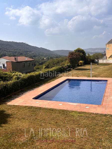 Foto 6429c122-c6e7-4309-a0b4-d826da570746. Piso en carrer moià 89 excelente planta baja con gran patio privado y acceso a zona comunitaria con piscina en Castellterçol