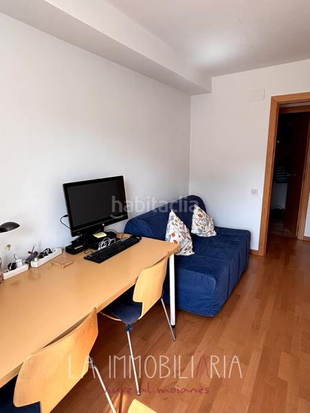 Foto 82f5f68a-d397-4647-acd1-362fdfcdec0c. Piso en carrer moià 89 excelente planta baja con gran patio privado y acceso a zona comunitaria con piscina en Castellterçol
