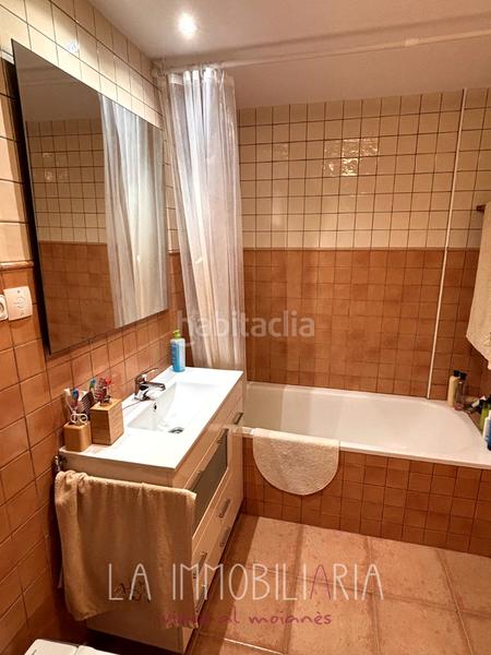 Foto c3ed43ed-9807-4ef6-8fce-2331855aa31d. Piso en carrer moià 89 excelente planta baja con gran patio privado y acceso a zona comunitaria con piscina en Castellterçol