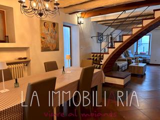 Reihenhaus in Carrer sant llogari 15. Casa de pueblo con encanto en el centro